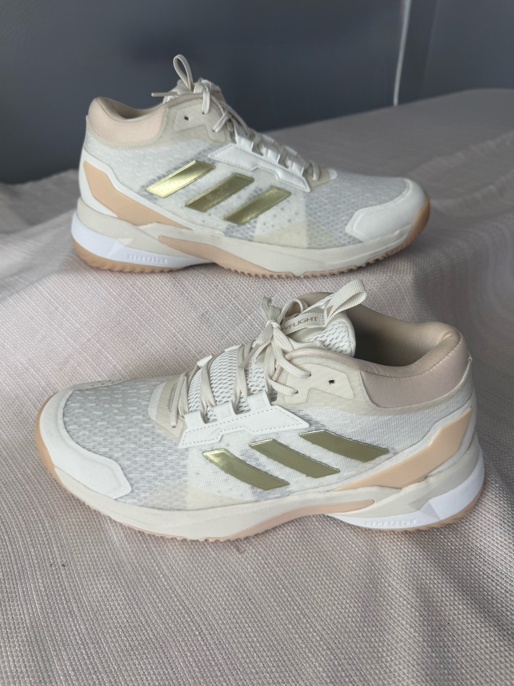 adidas crazyflight 6 mid Athletic Sneakers